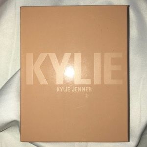 Kylie Cosmetics Highlighter